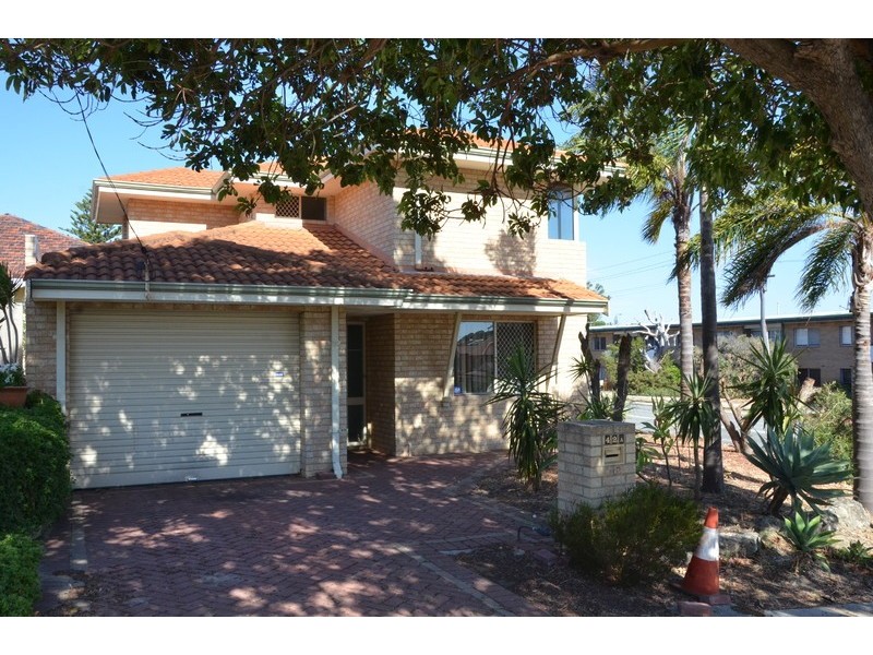 42A MOULDEN Avenue, Yokine WA 6060