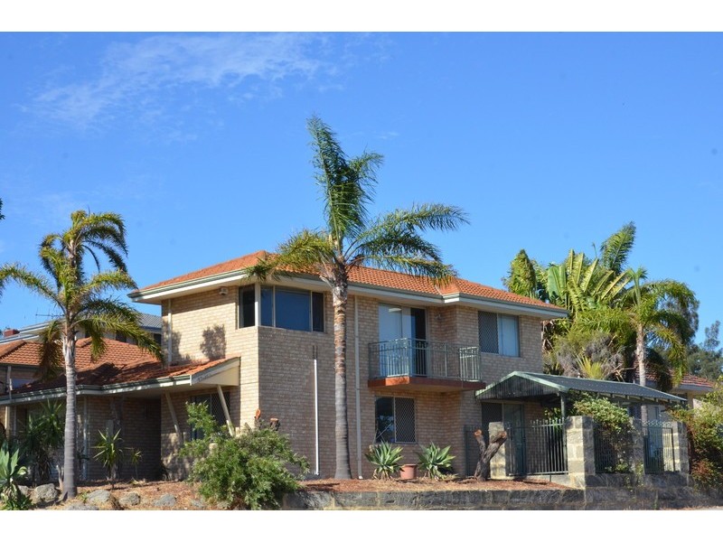 42A MOULDEN Avenue, Yokine WA 6060