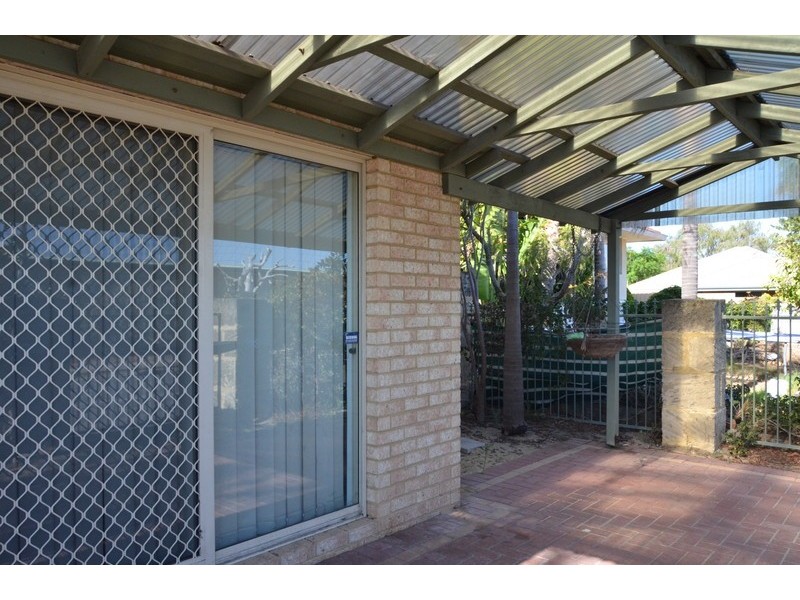 42A MOULDEN Avenue, Yokine WA 6060