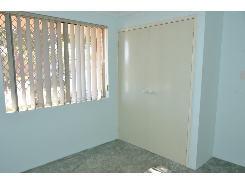 42A MOULDEN Avenue, Yokine WA 6060