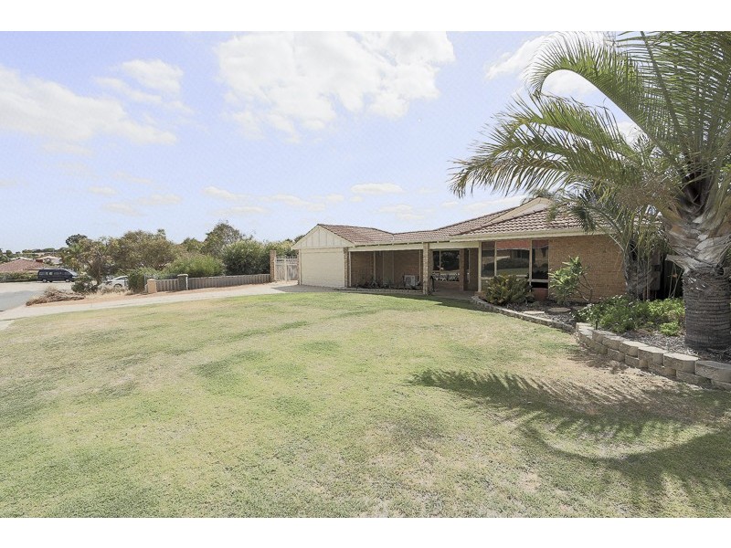 7 Cambrian Mall, Alexander Heights WA 6064