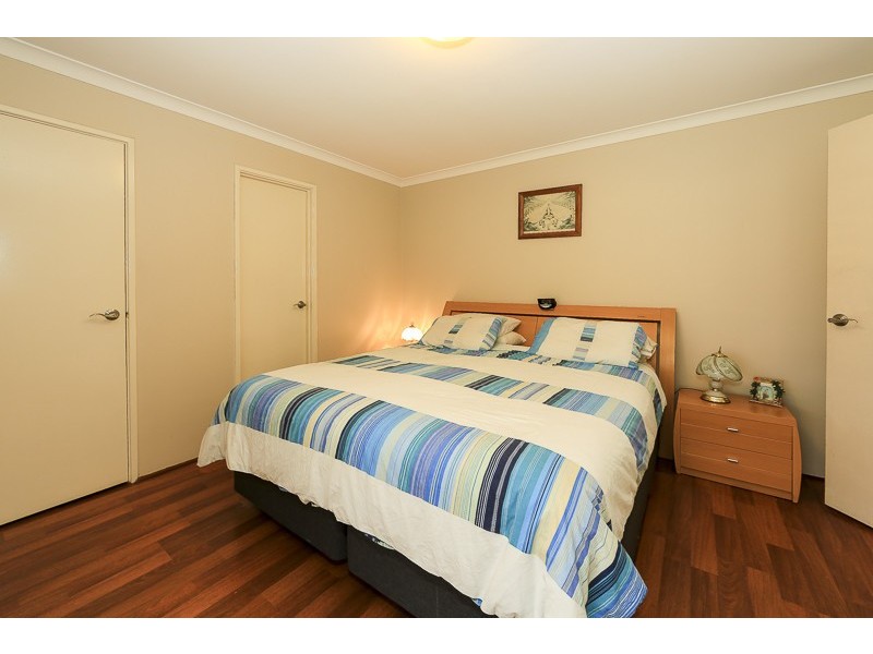 7 Cambrian Mall, Alexander Heights WA 6064