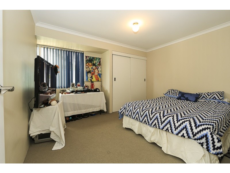 7 Cambrian Mall, Alexander Heights WA 6064