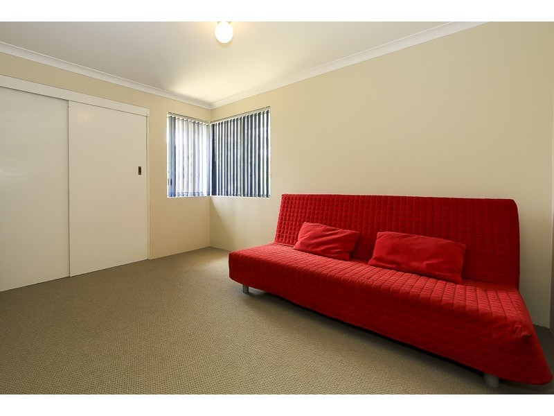 7 Cambrian Mall, Alexander Heights WA 6064