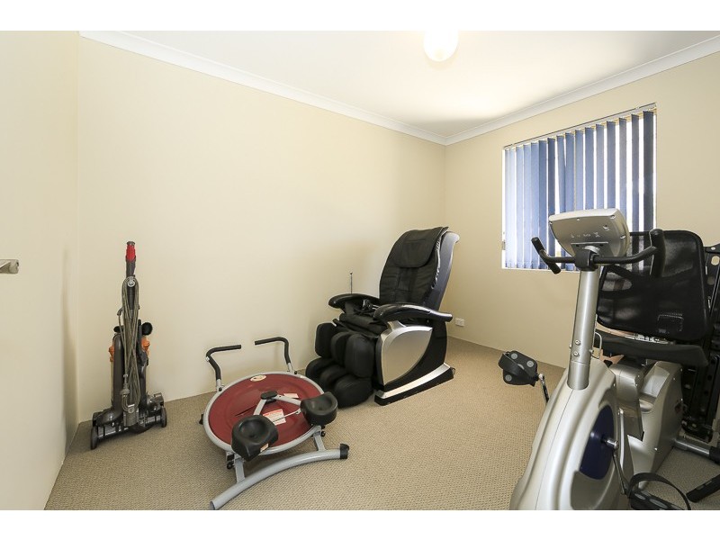 7 Cambrian Mall, Alexander Heights WA 6064