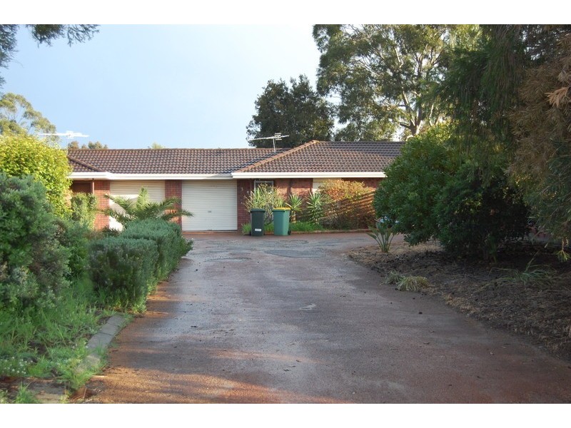 4/33 Leach Highway, Wilson WA 6107