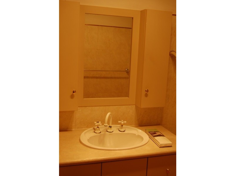 4/33 Leach Highway, Wilson WA 6107