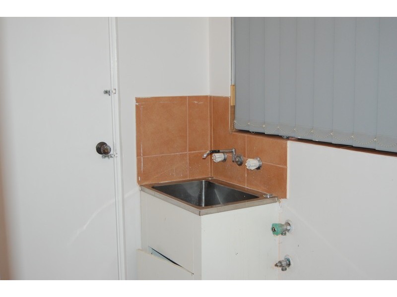 4/33 Leach Highway, Wilson WA 6107