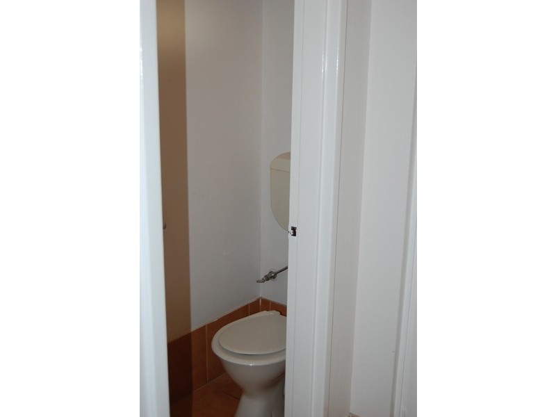 4/33 Leach Highway, Wilson WA 6107