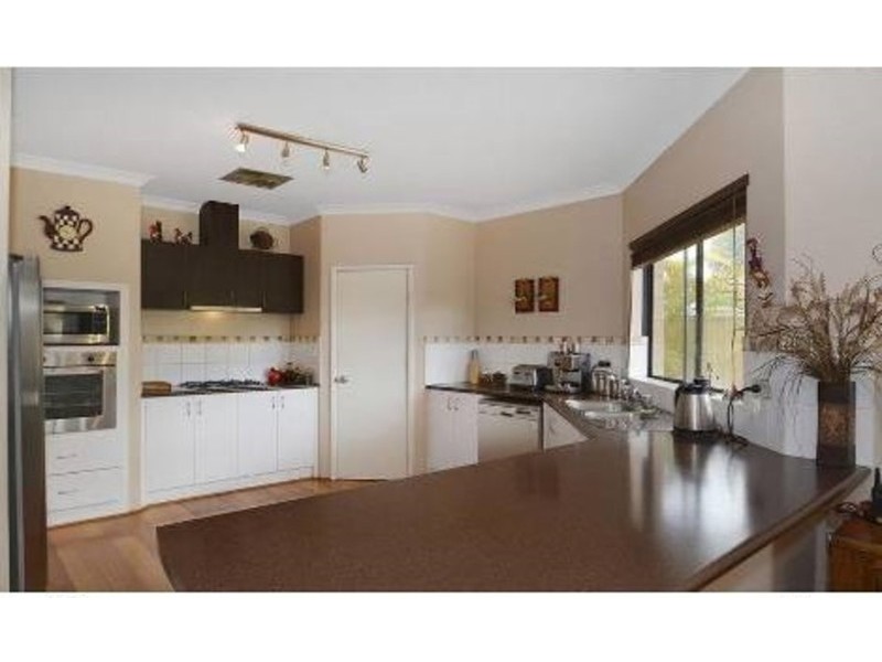 26 Sandringham Drive, Darch WA 6065