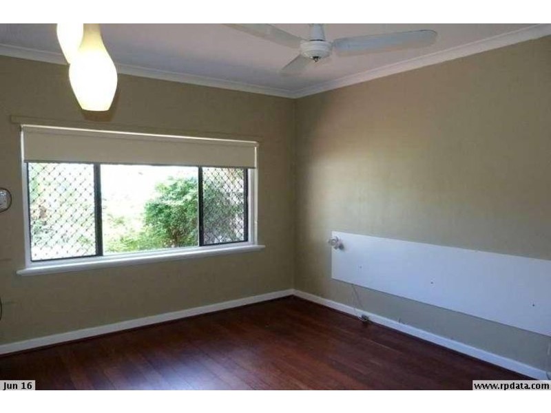 104 Walderton Avenue, Balga WA 6061