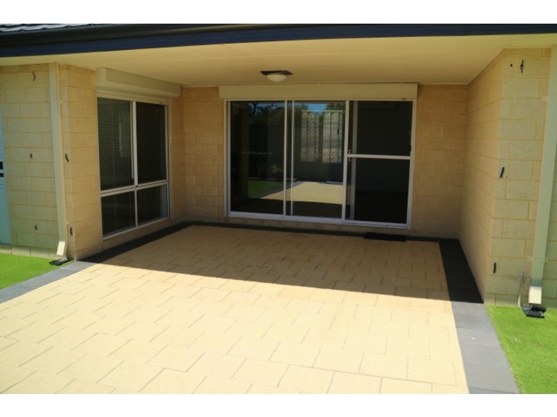 29 Interlaken Loop, Ellenbrook WA 6069