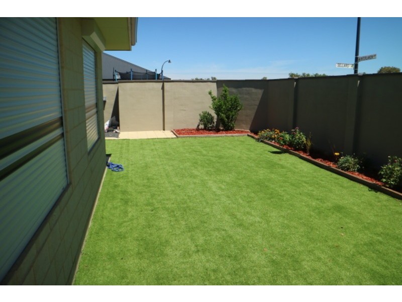 29 Interlaken Loop, Ellenbrook WA 6069