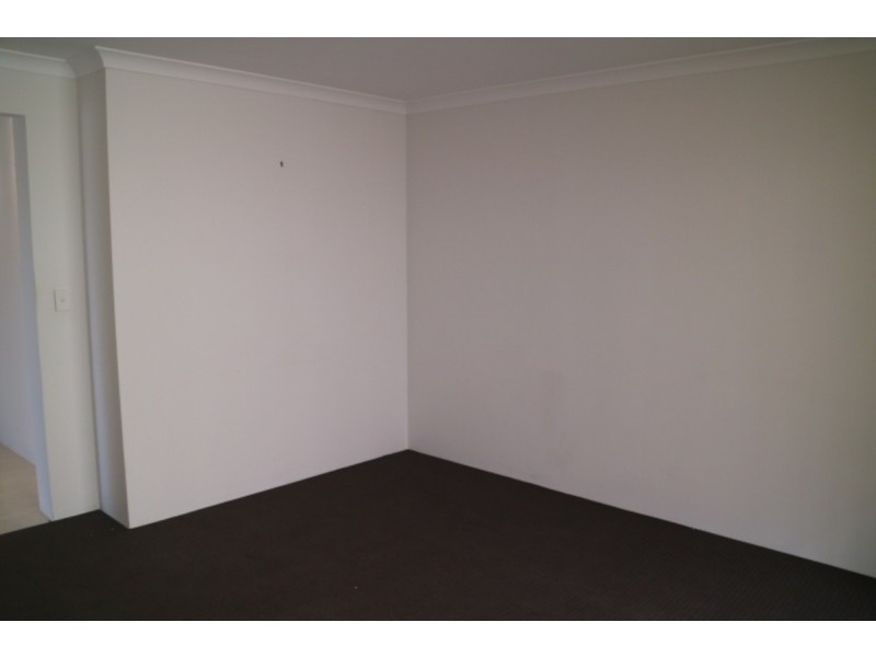 67 Bolton Way, Darch WA 6065