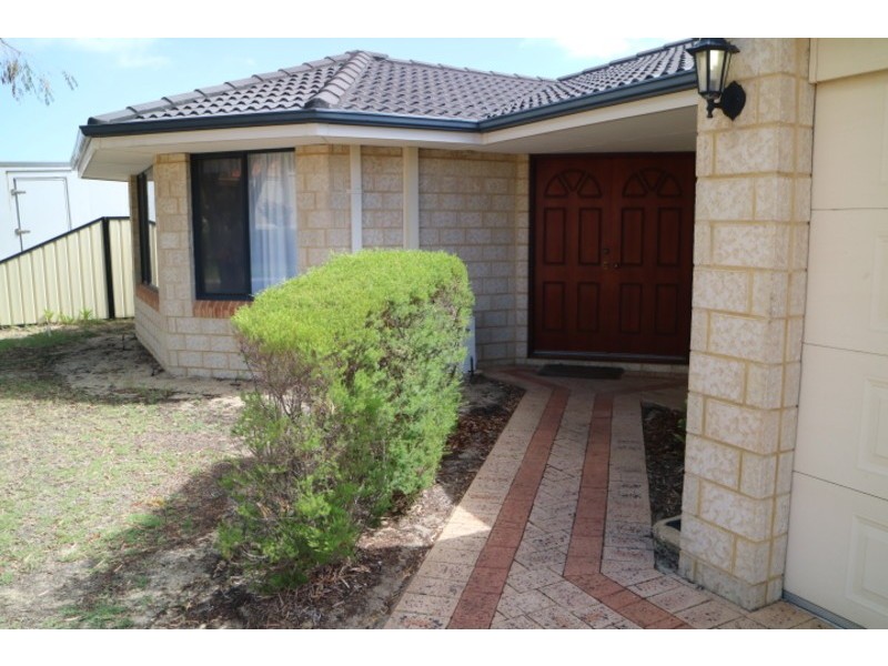 21 Majestic Vista, Madeley WA 6065