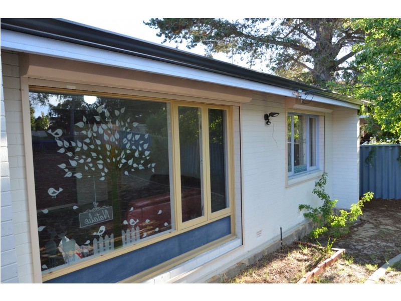 8D CASSERLEY Avenue, Girrawheen WA 6064