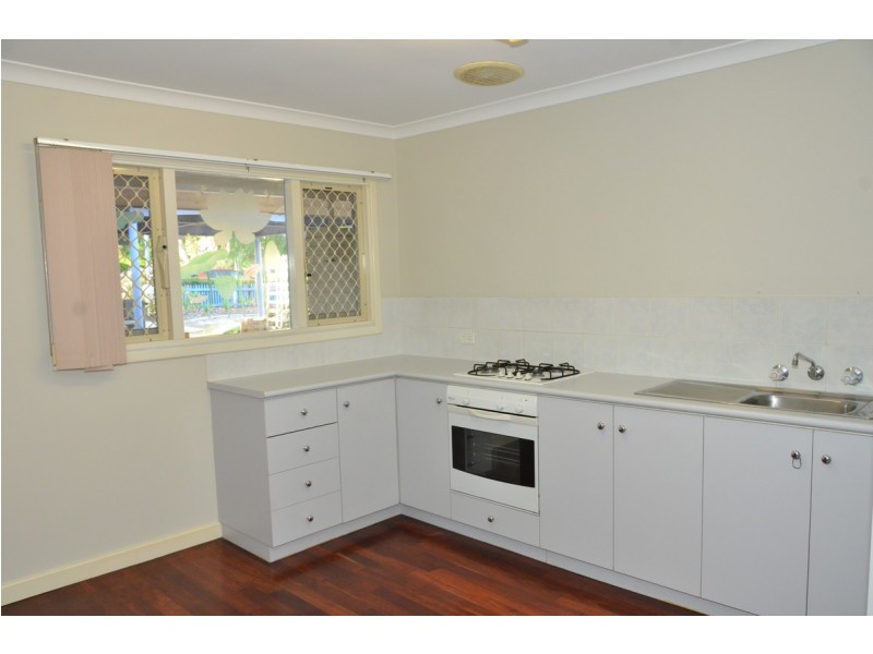 8D CASSERLEY Avenue, Girrawheen WA 6064