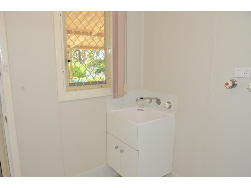 8D CASSERLEY Avenue, Girrawheen WA 6064