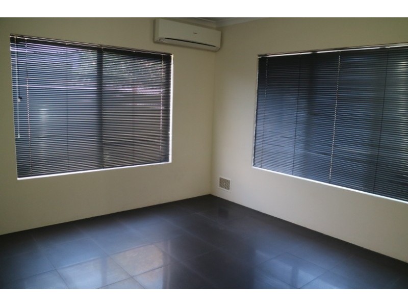 4/44 Russell Road, Madeley WA 6065