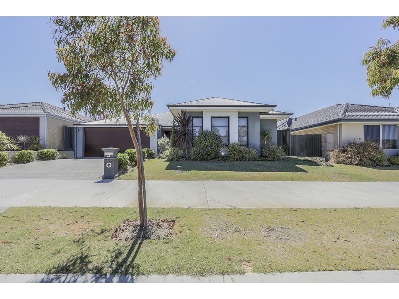 44 Alhambra Parkway, Landsdale WA 6065