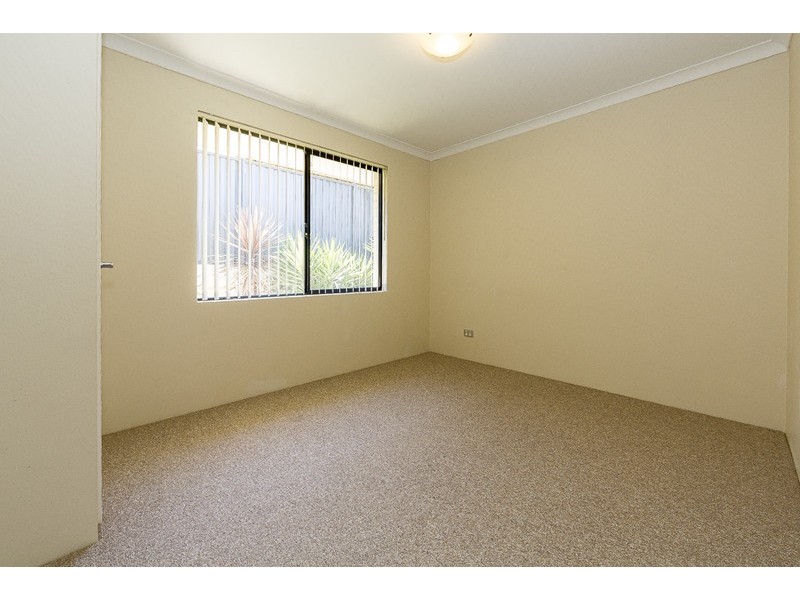 44 Alhambra Parkway, Landsdale WA 6065