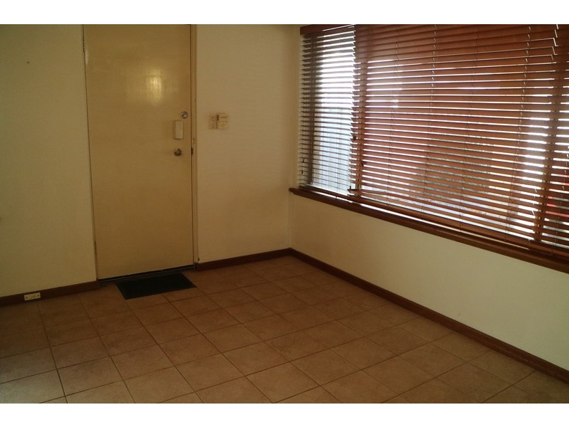 B/131 ODIN Road, Innaloo WA 6018