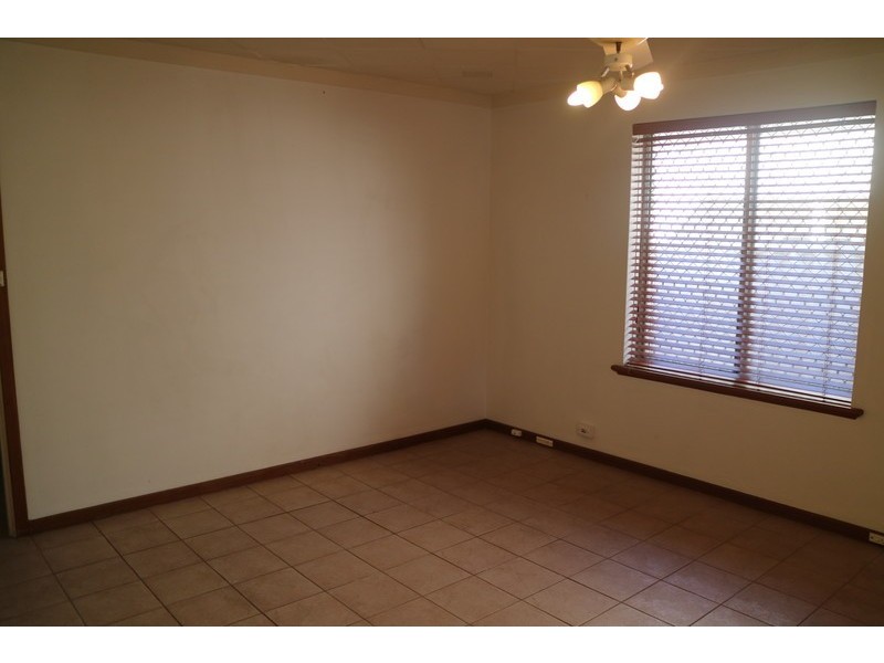 B/131 ODIN Road, Innaloo WA 6018