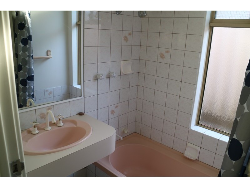 1 Saracen Way, Marangaroo WA 6064