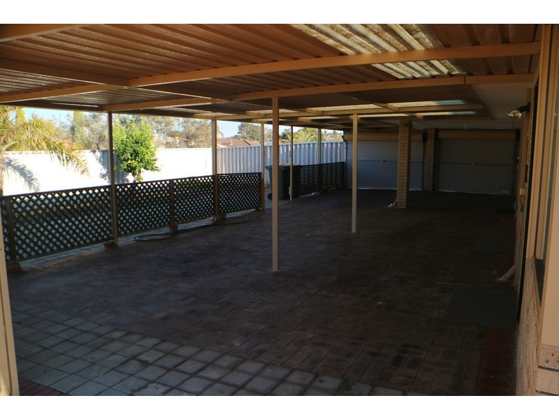 1 Saracen Way, Marangaroo WA 6064