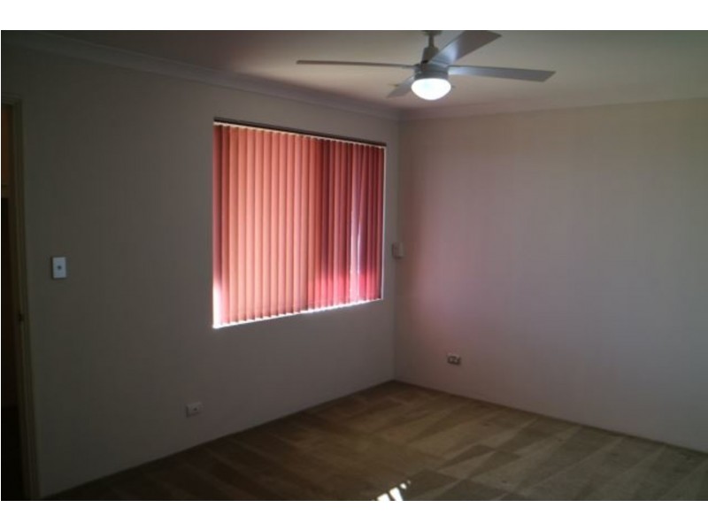 43 Tissington Drive, Darch WA 6065