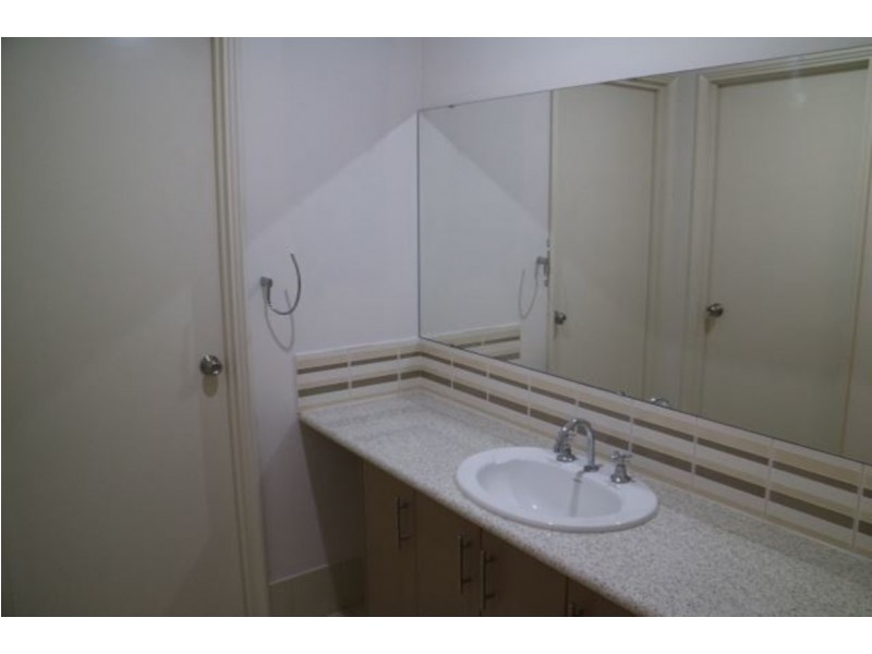 43 Tissington Drive, Darch WA 6065