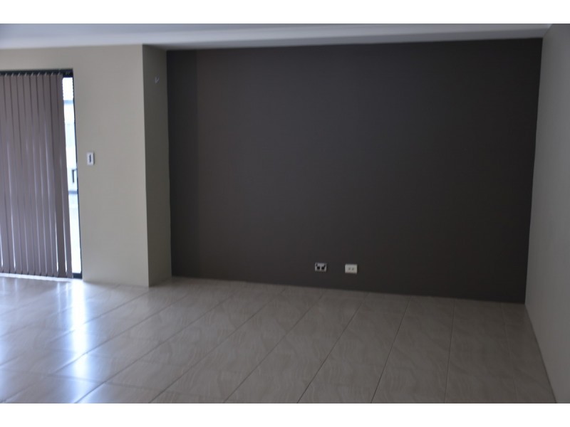 32 Babylon Bend, Landsdale WA 6065