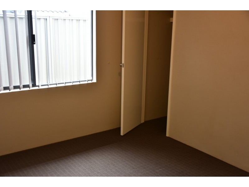 32 Babylon Bend, Landsdale WA 6065