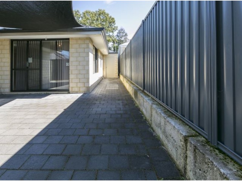 32 Babylon Bend, Landsdale WA 6065