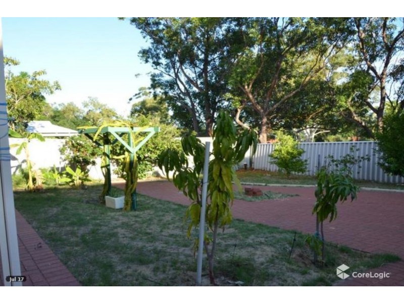 8D CASSERLEY Avenue, Girrawheen WA 6064