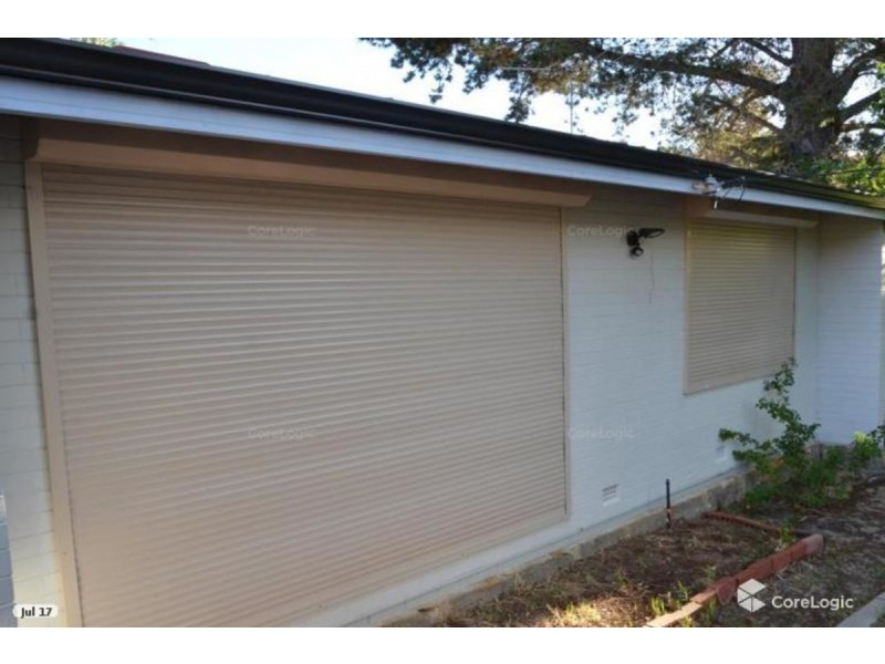 8D CASSERLEY Avenue, Girrawheen WA 6064