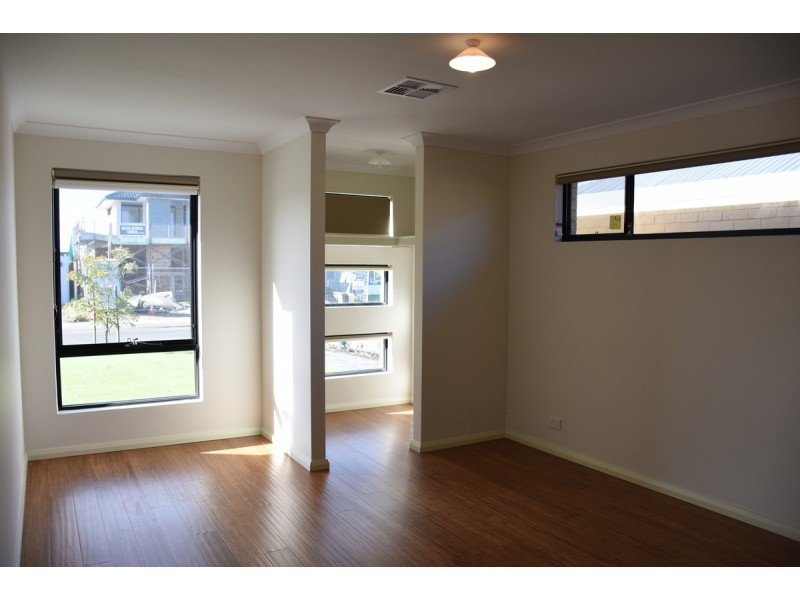 15 Hvar Street, Madeley WA 6065