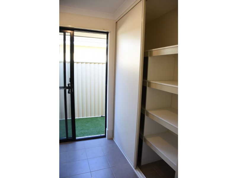 15 Hvar Street, Madeley WA 6065