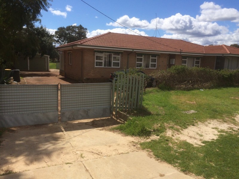 52 Phillip Street, Maddington WA 6109