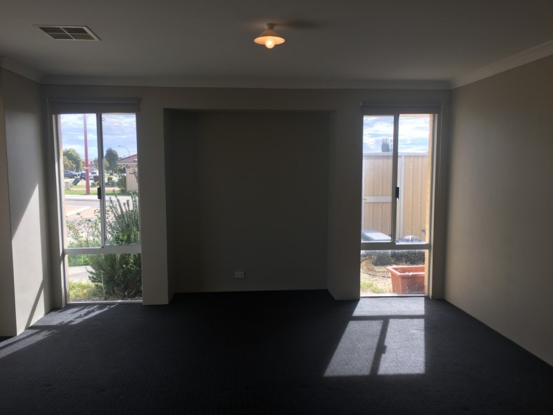 40 Ashdale Road, Darch WA 6065