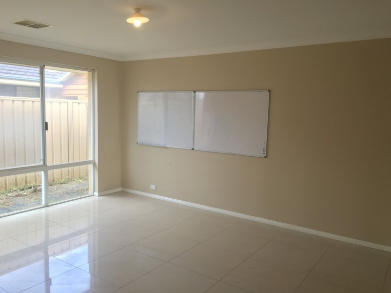 40 Ashdale Road, Darch WA 6065