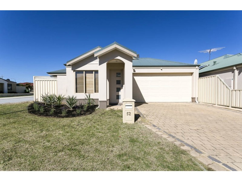 52 James Gilmour Way, Darch WA 6065