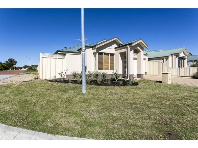 52 James Gilmour Way, Darch WA 6065