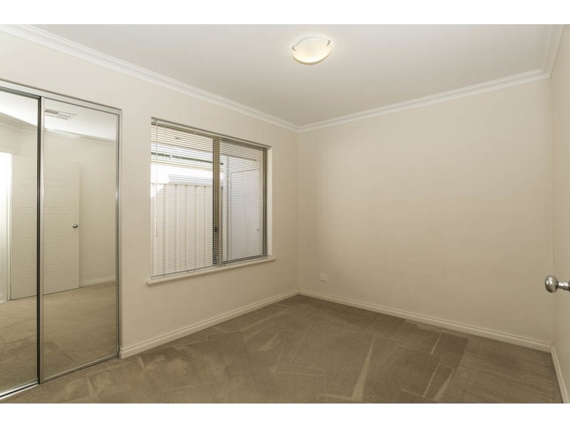 52 James Gilmour Way, Darch WA 6065