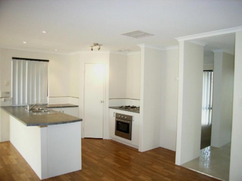 42 Kilchurn Promenade, Darch WA 6065