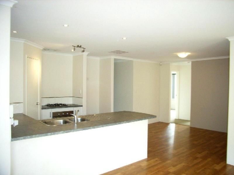 42 Kilchurn Promenade, Darch WA 6065