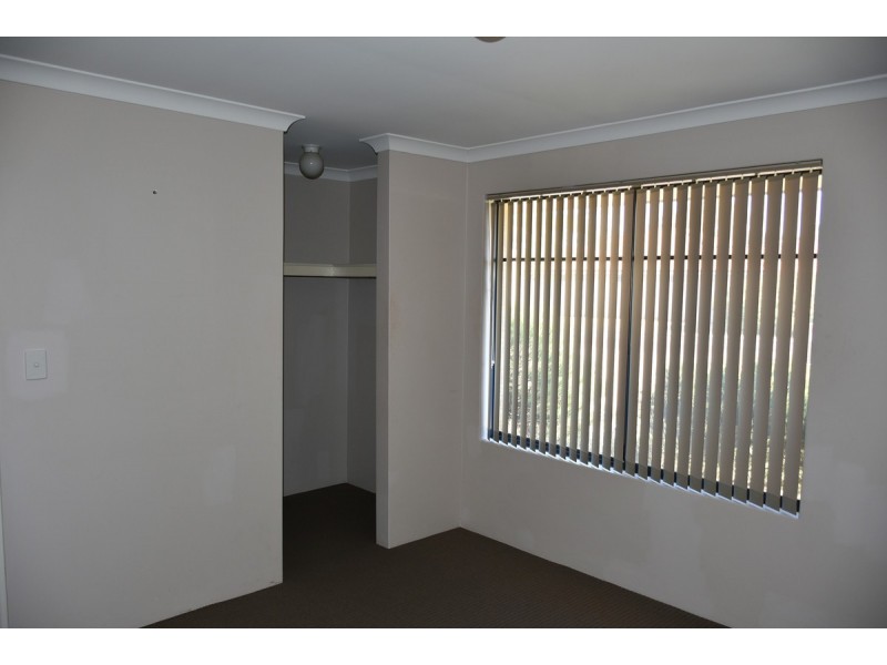 84 Hellfire Drive, Darch WA 6065