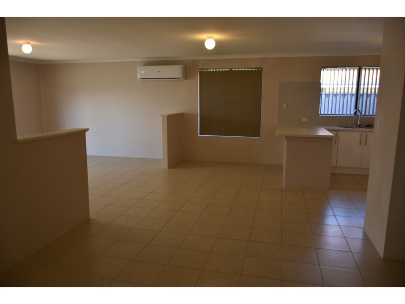 84 Hellfire Drive, Darch WA 6065