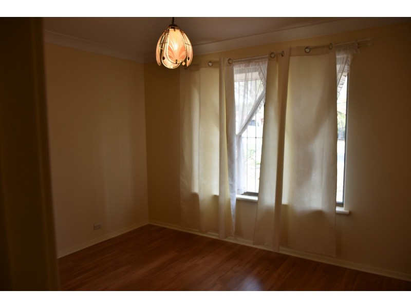 9 Nelligan, Girrawheen WA 6064