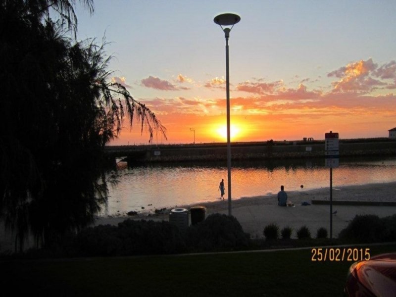 26/20 Medina Parade, North Coogee WA 6163